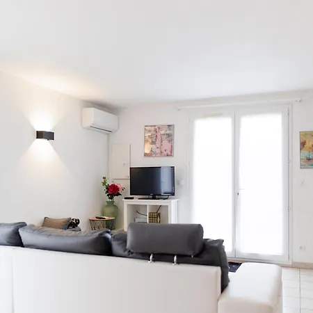 Maison Pavillon St Pierre Avec Terrasse De 80m² Fleury (Aude)