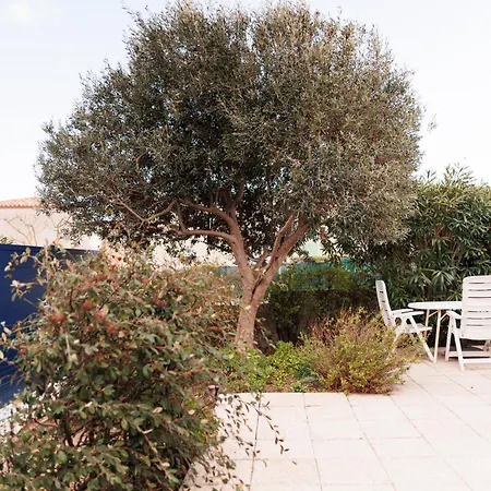 Сasa de vacaciones Maison Pavillon St Pierre Avec Terrasse De 80m² *