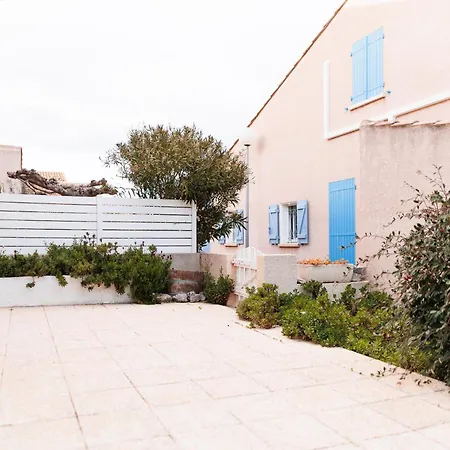 Сasa de vacaciones Maison Pavillon St Pierre Avec Terrasse De 80m² *