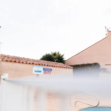 Maison Pavillon St Pierre Avec Terrasse De 80m² Holiday home